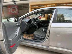 هیوندای ئایۆنیک